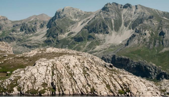 Maandlezing Zee Alpen